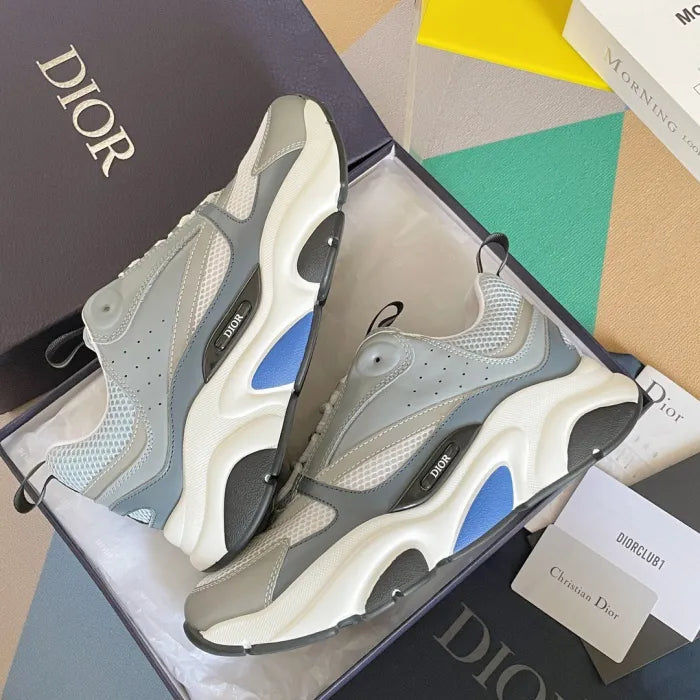 D - SNEAKERS