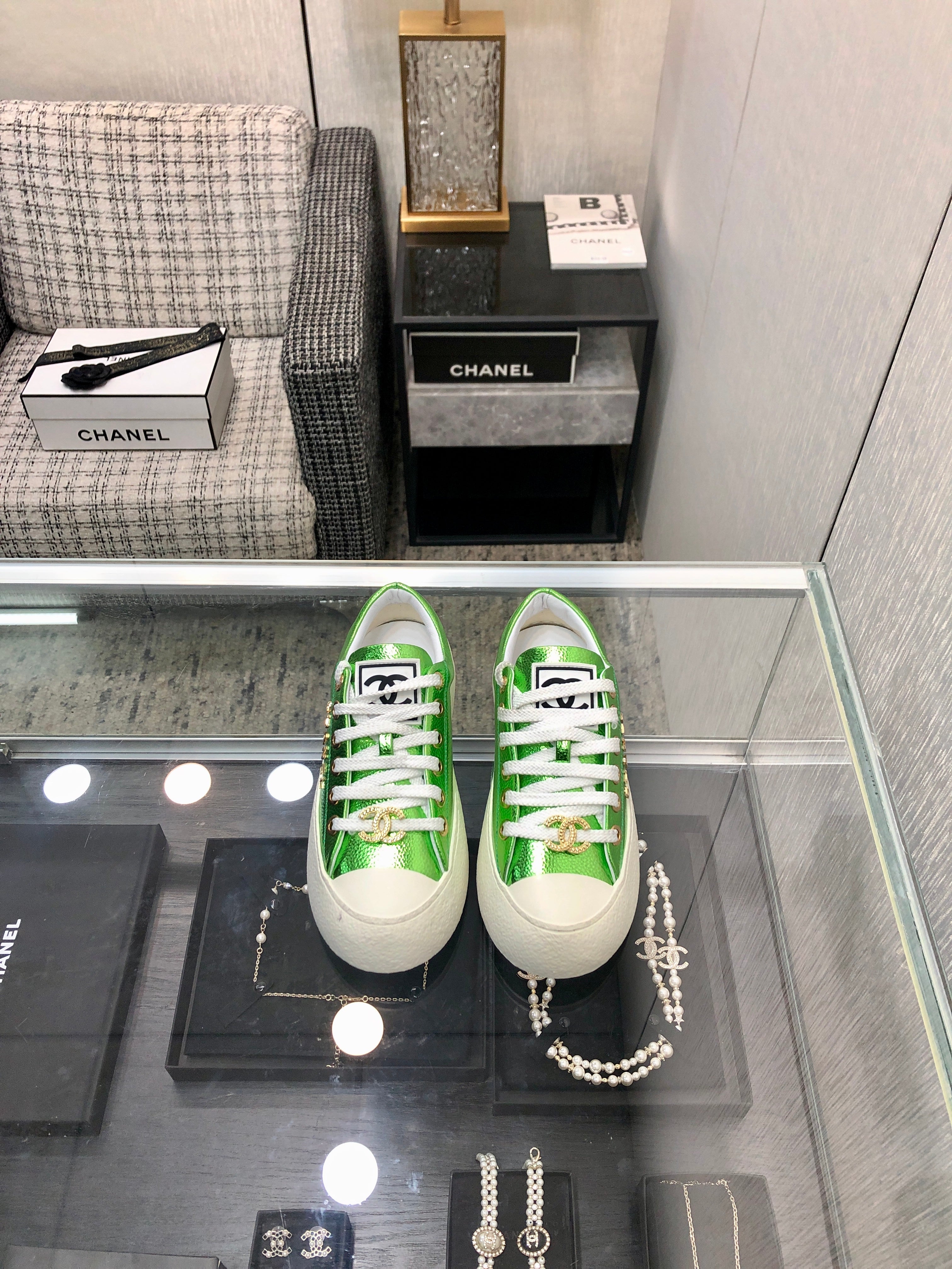 C-Sneakers