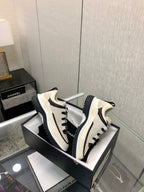 C-Sneakers