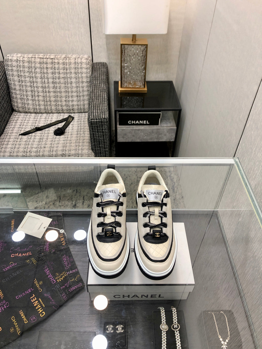 C-Sneakers