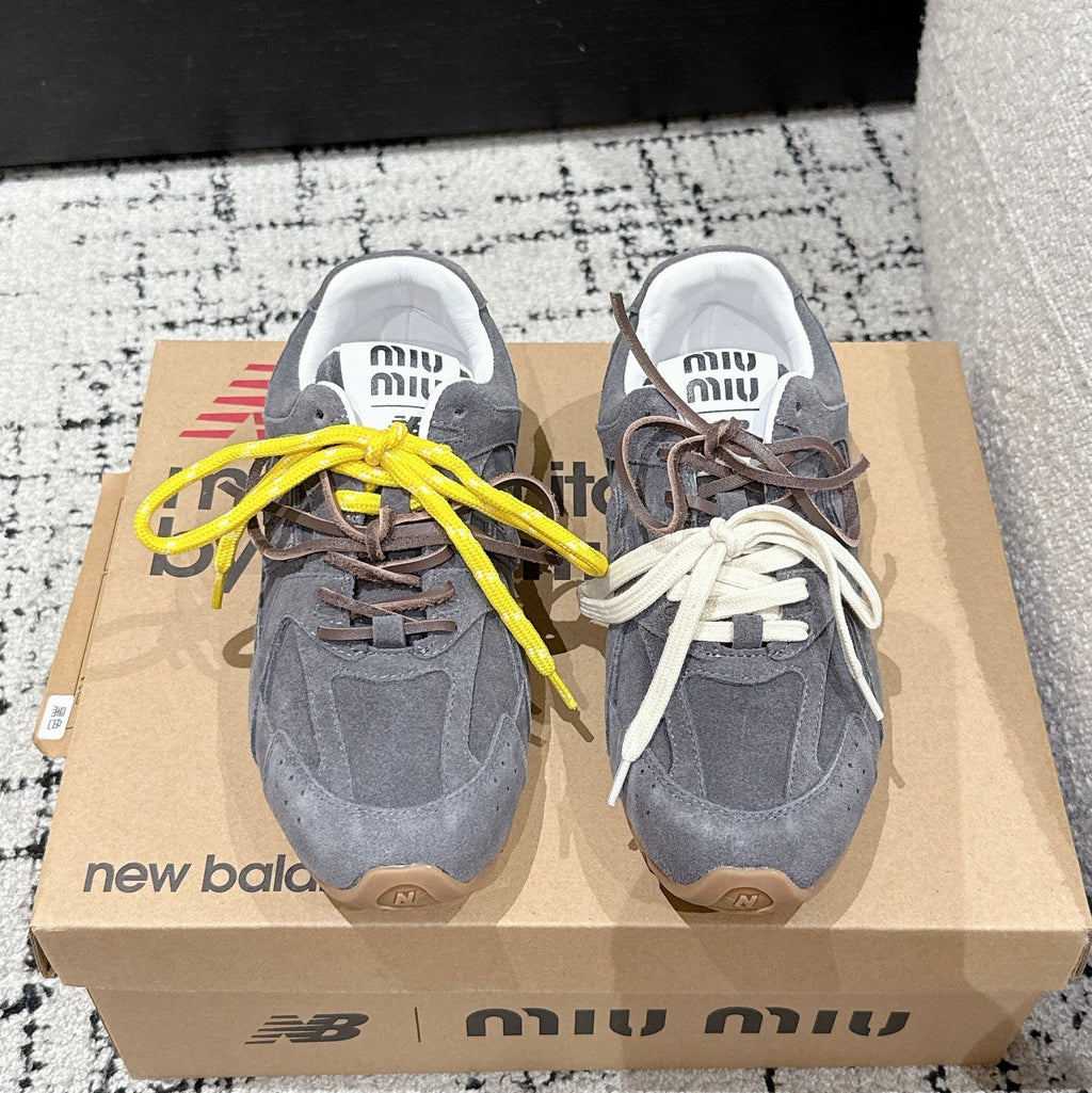 M-Sneakers