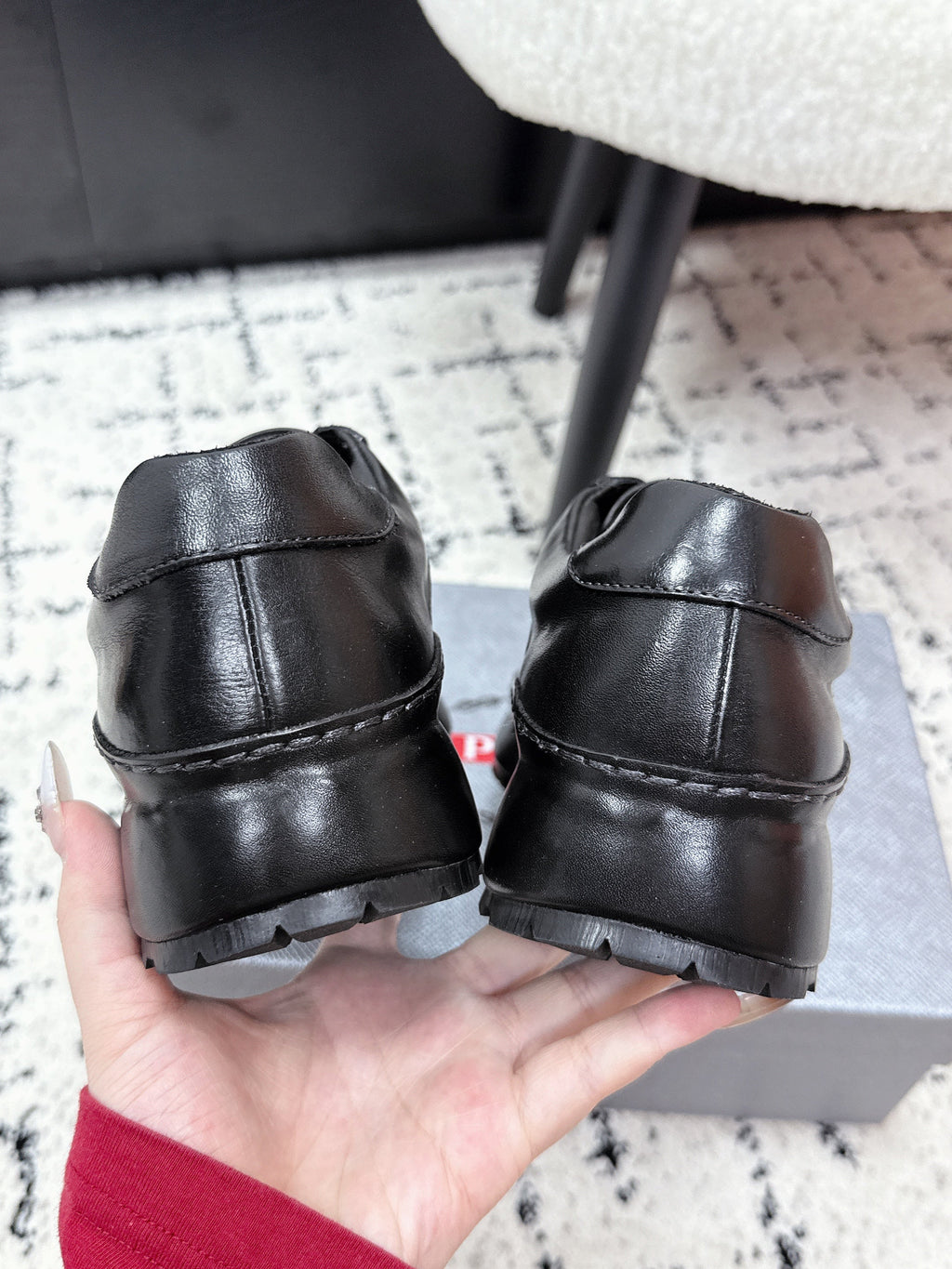 P-Sneakers
