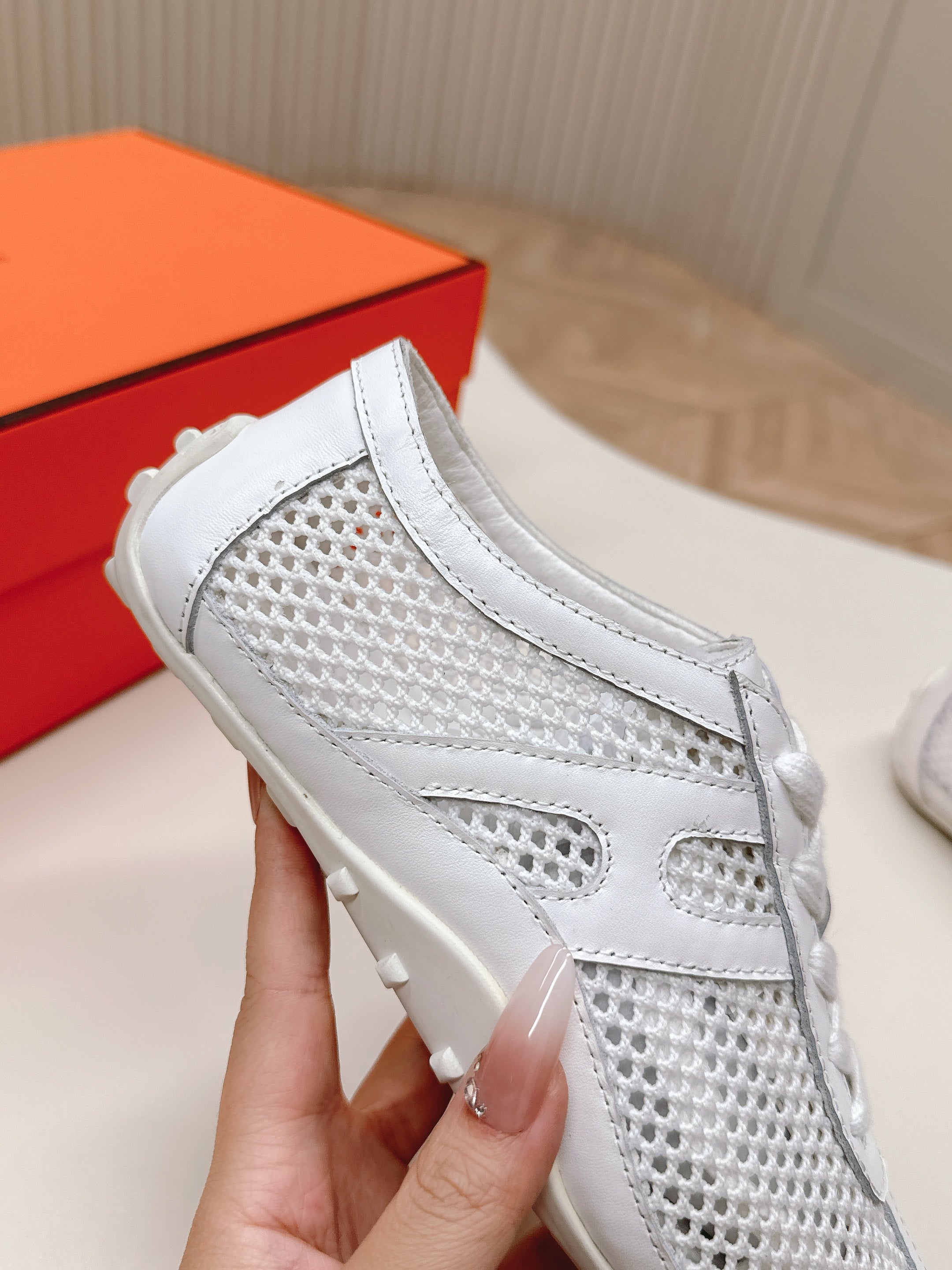 A-Sneakers