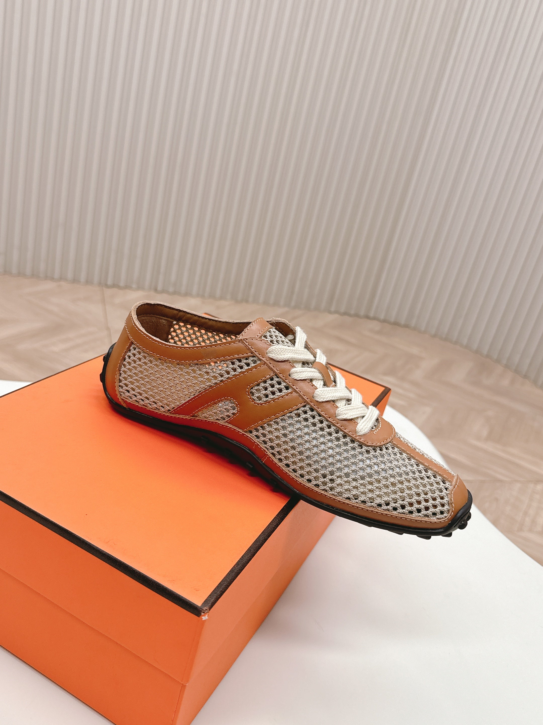 A-Sneakers