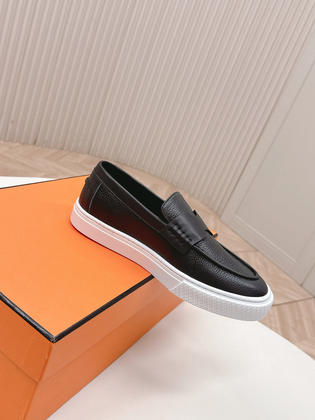 A-Sneakers