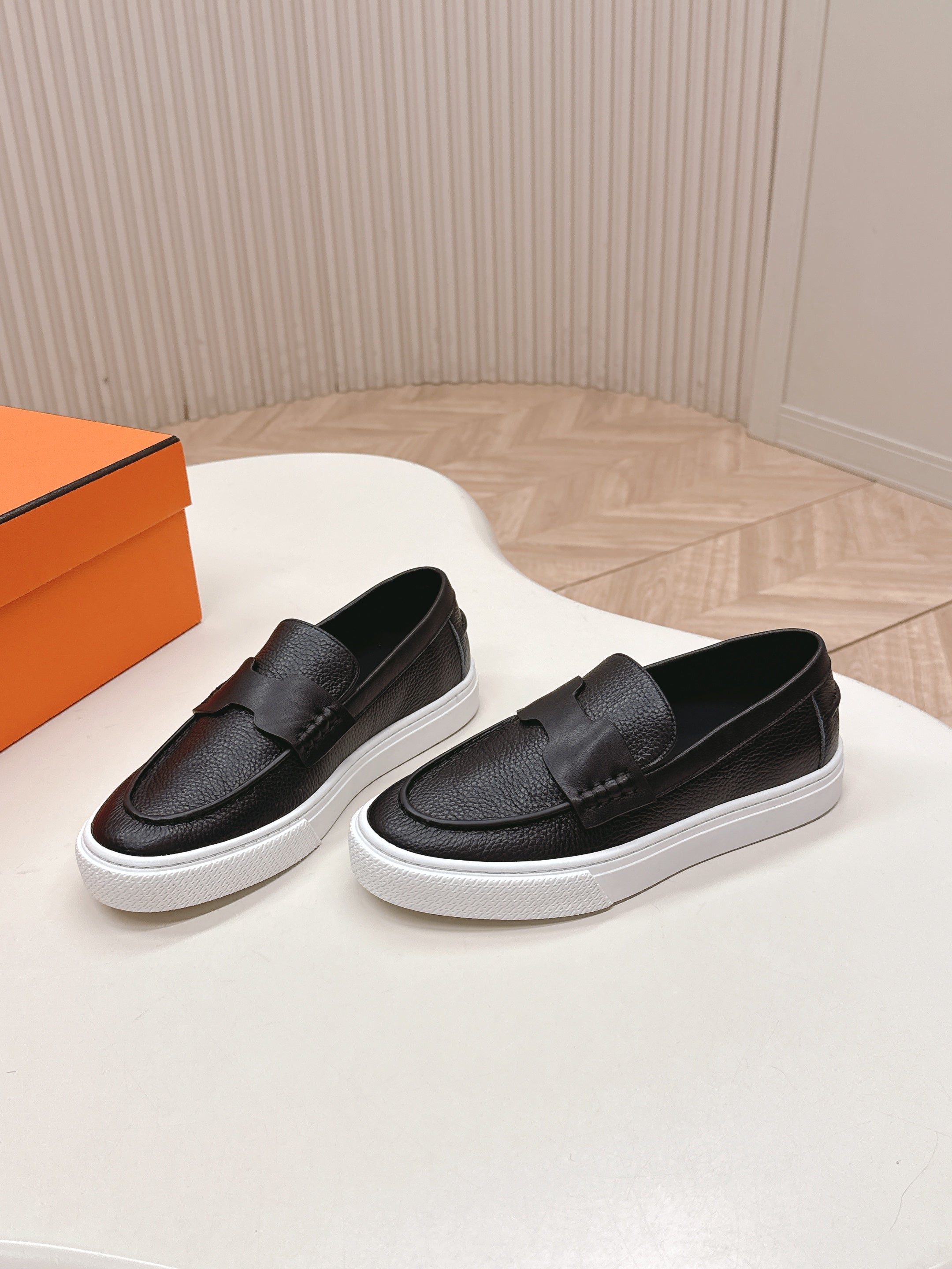 A-Sneakers