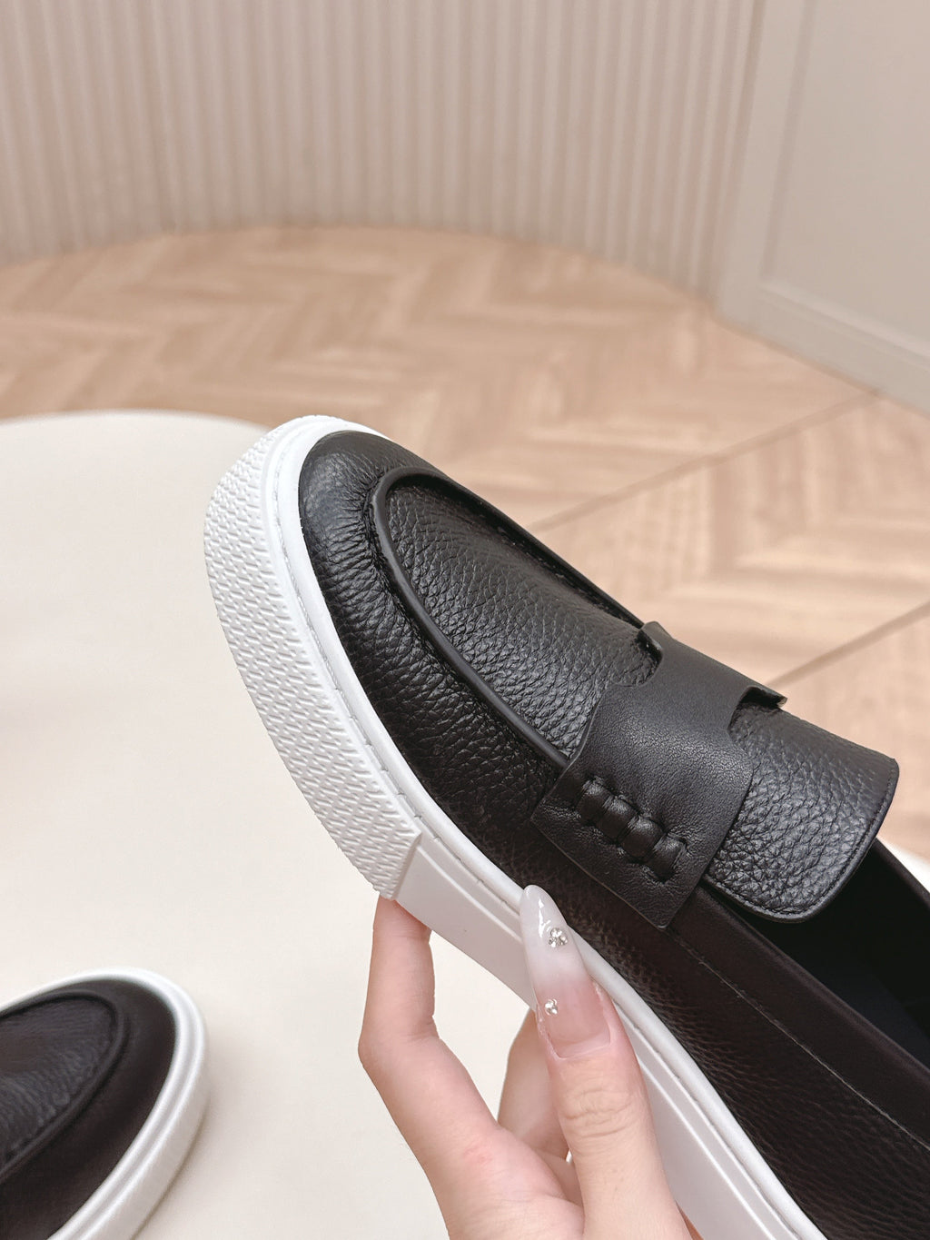 A-Sneakers