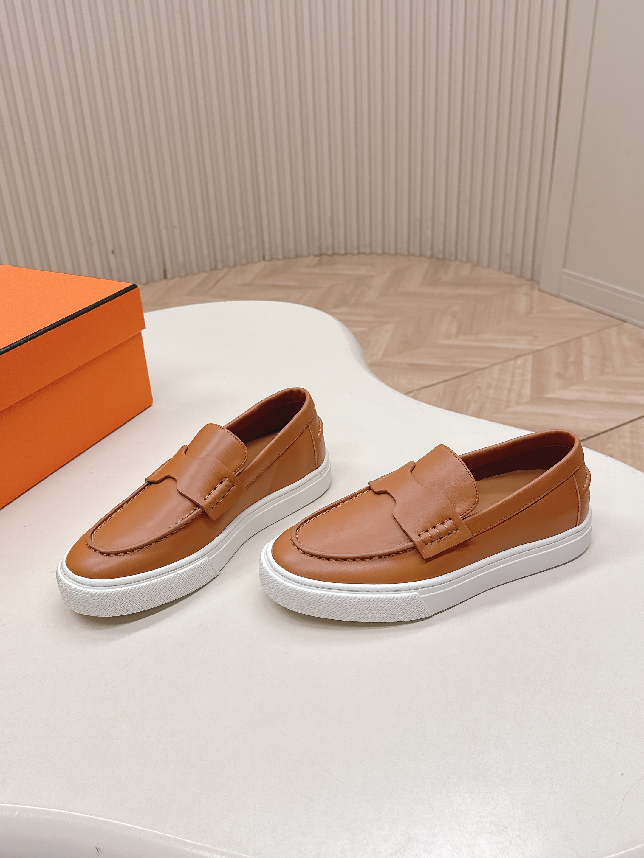 A-Sneakers