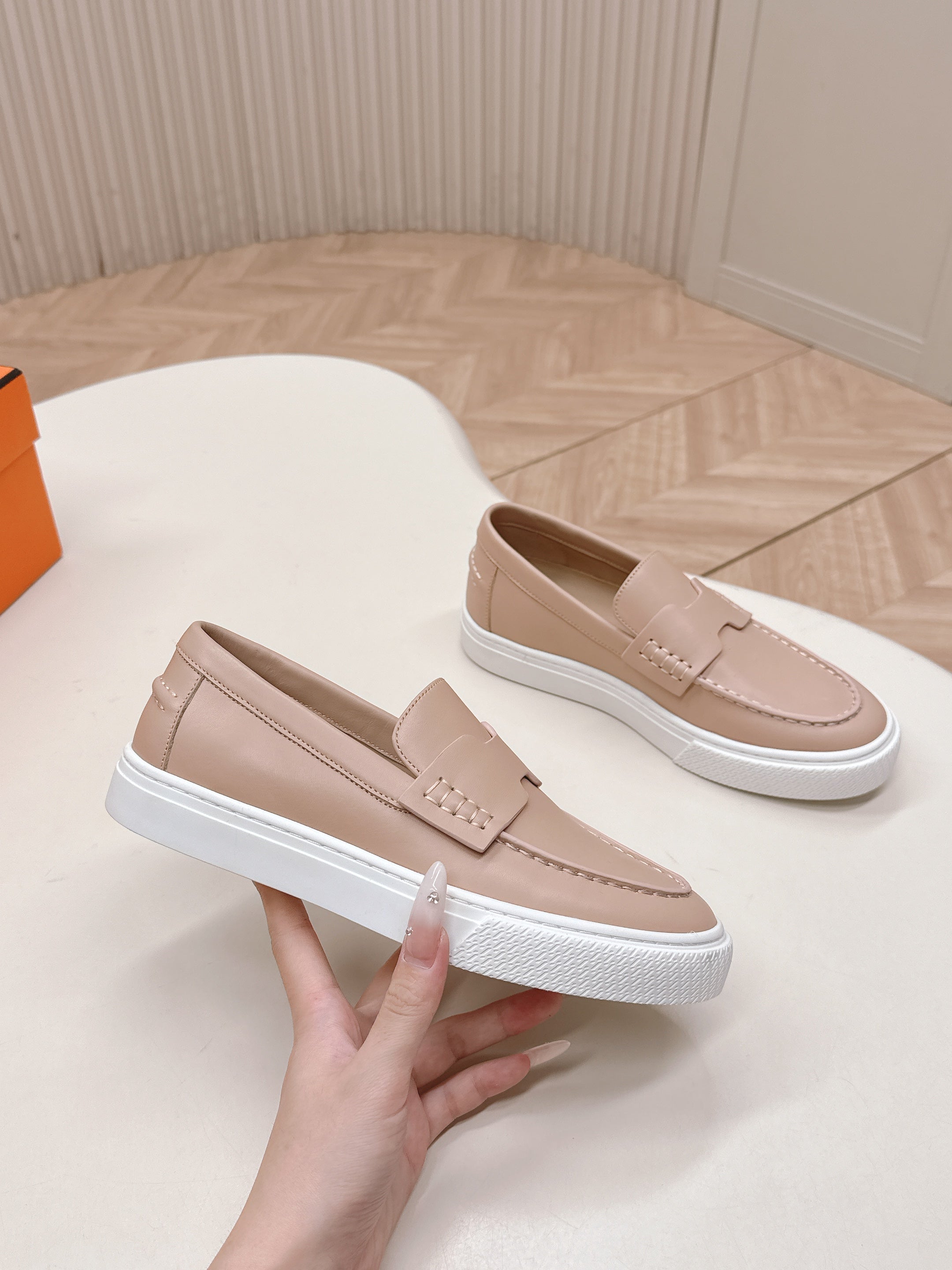 A-Sneakers