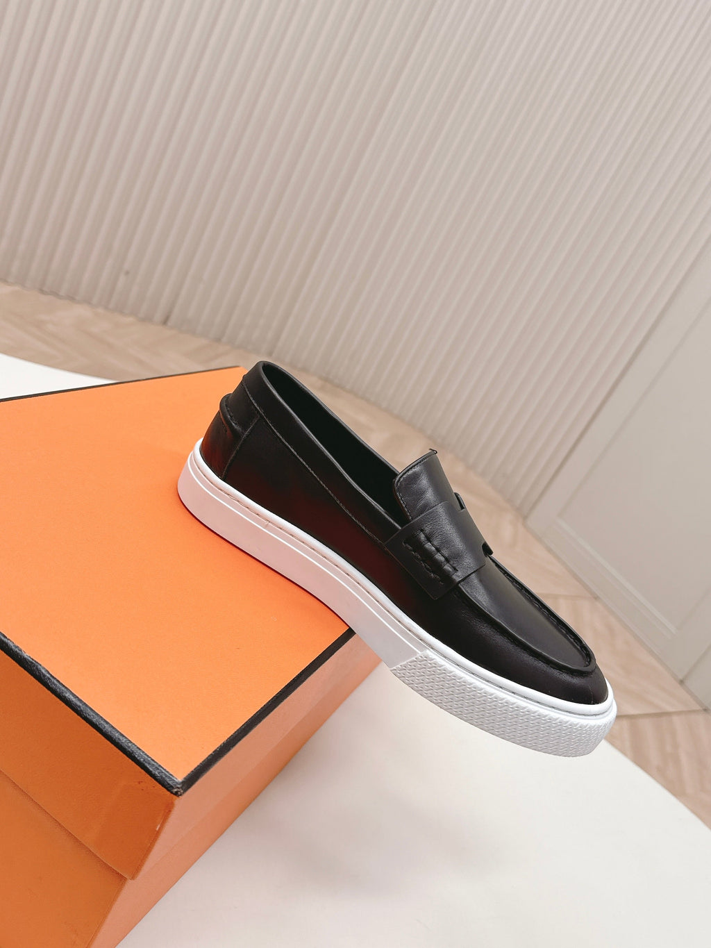 A-Sneakers