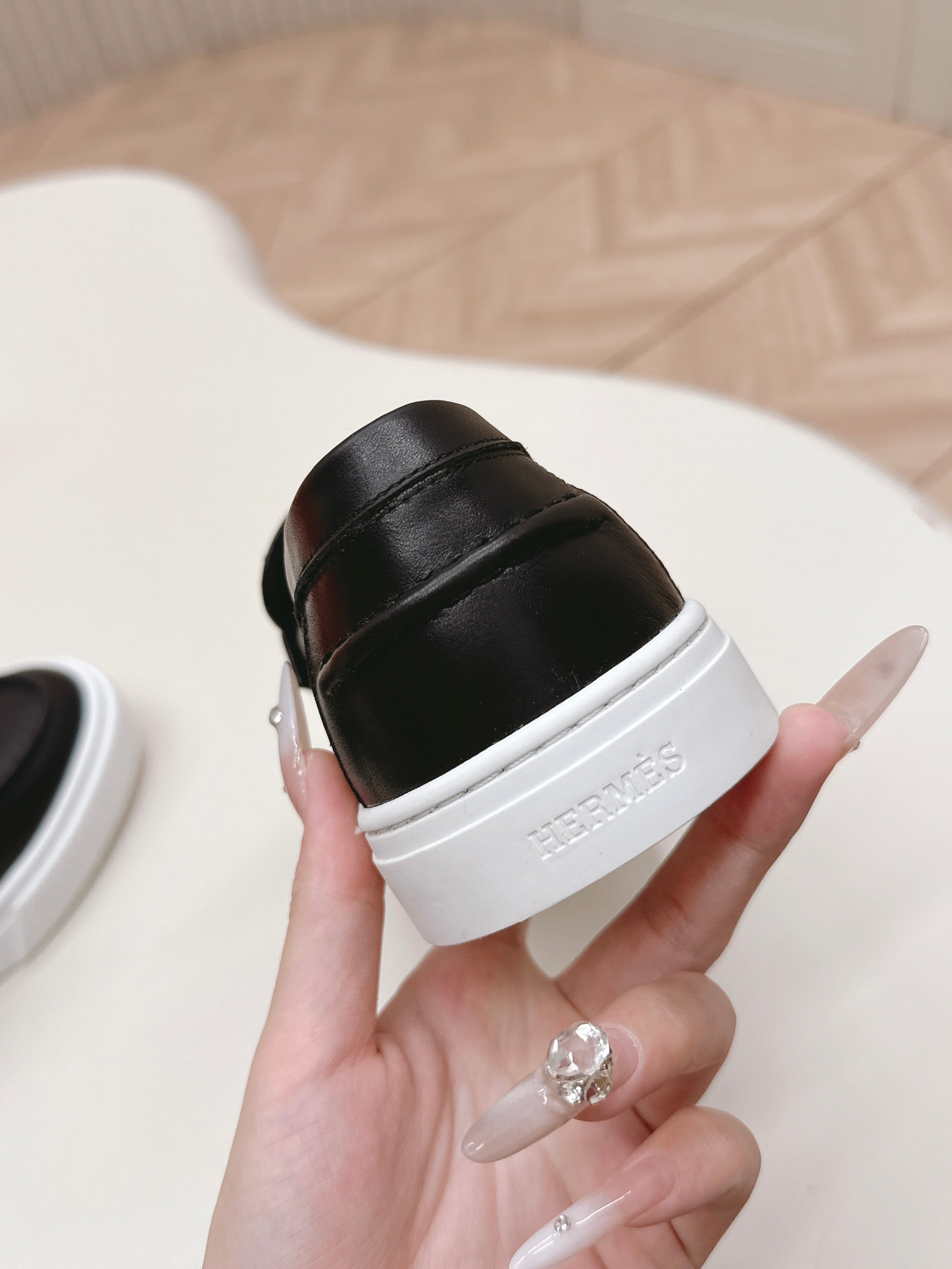 A-Sneakers