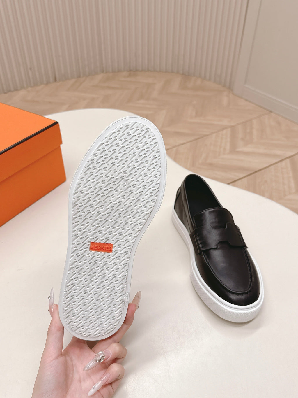 A-Sneakers
