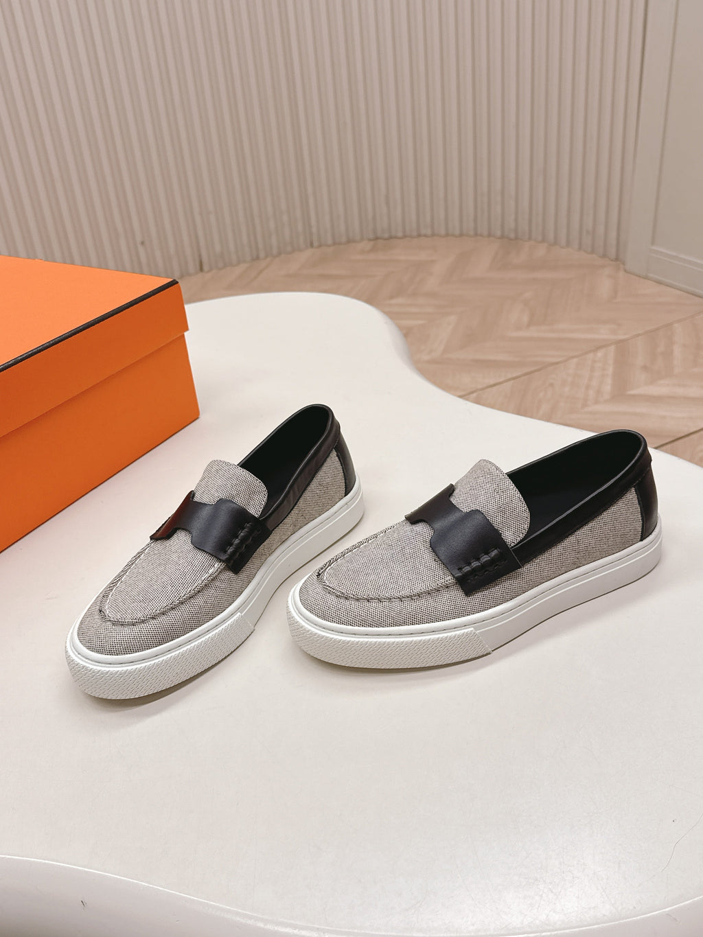A-Sneakers
