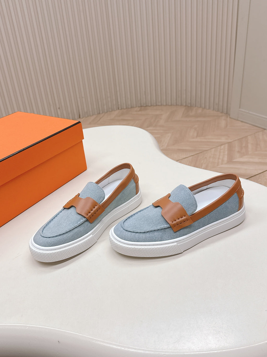 A-Sneakers