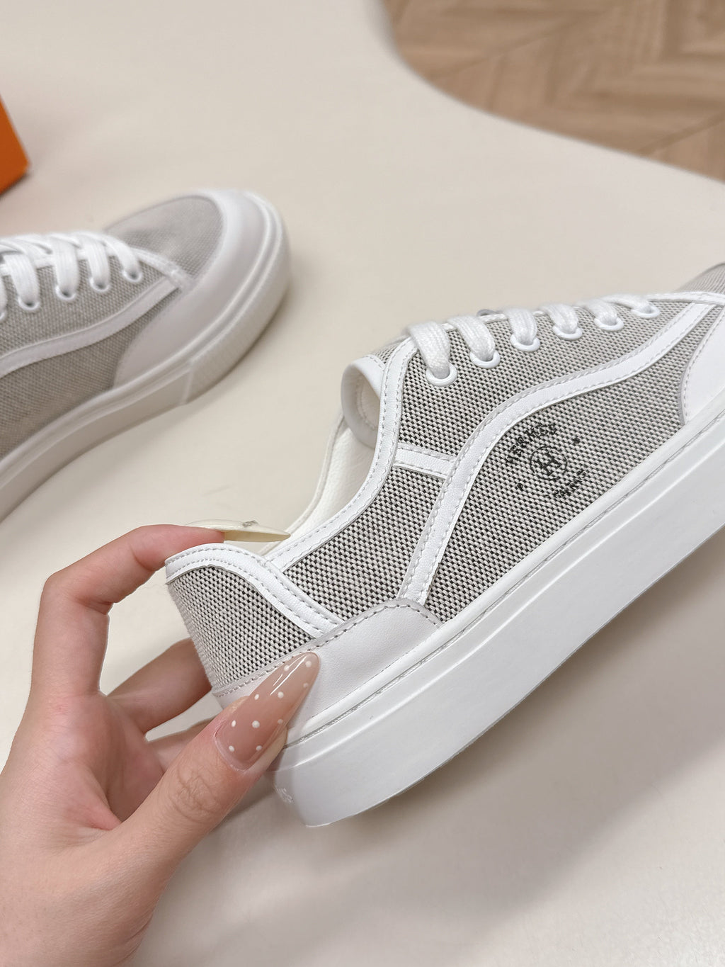A-Sneakers