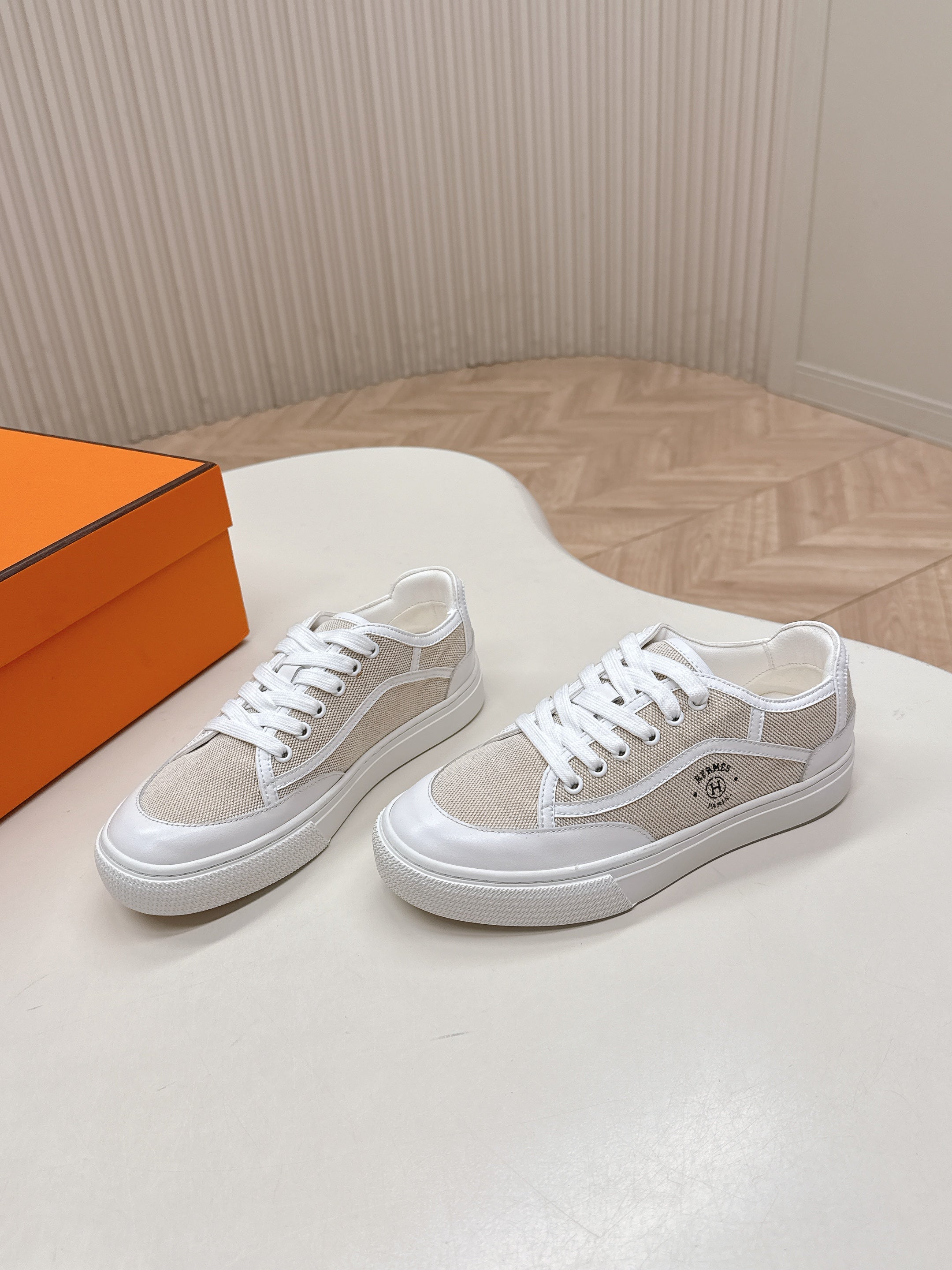 A-Sneakers
