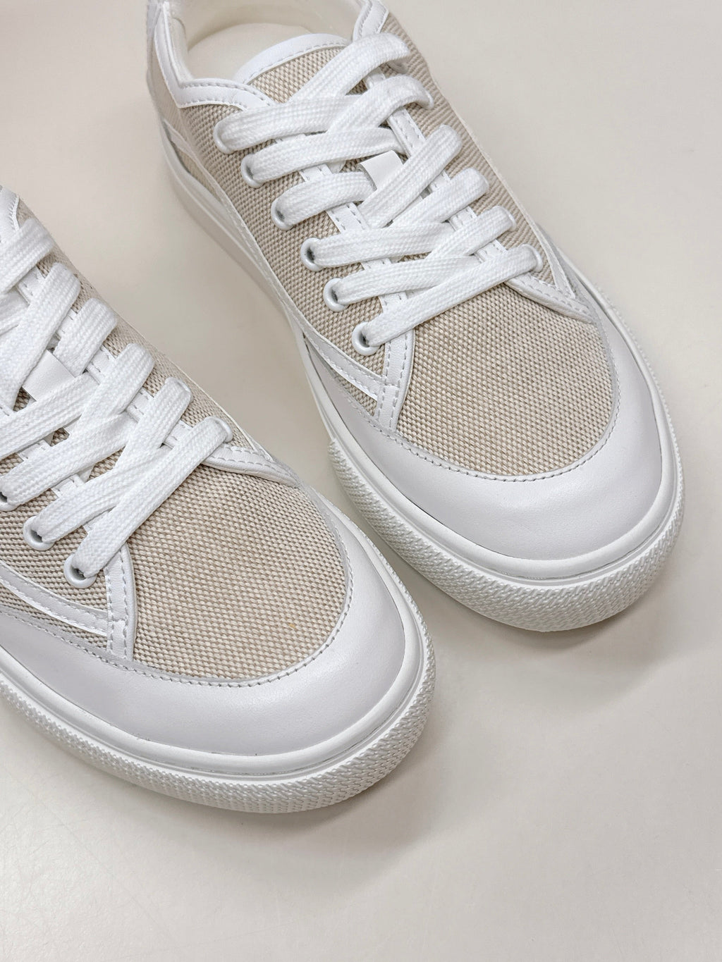 A-Sneakers