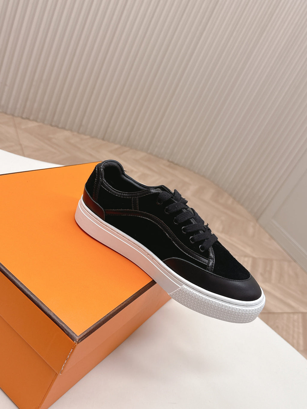A-Sneakers