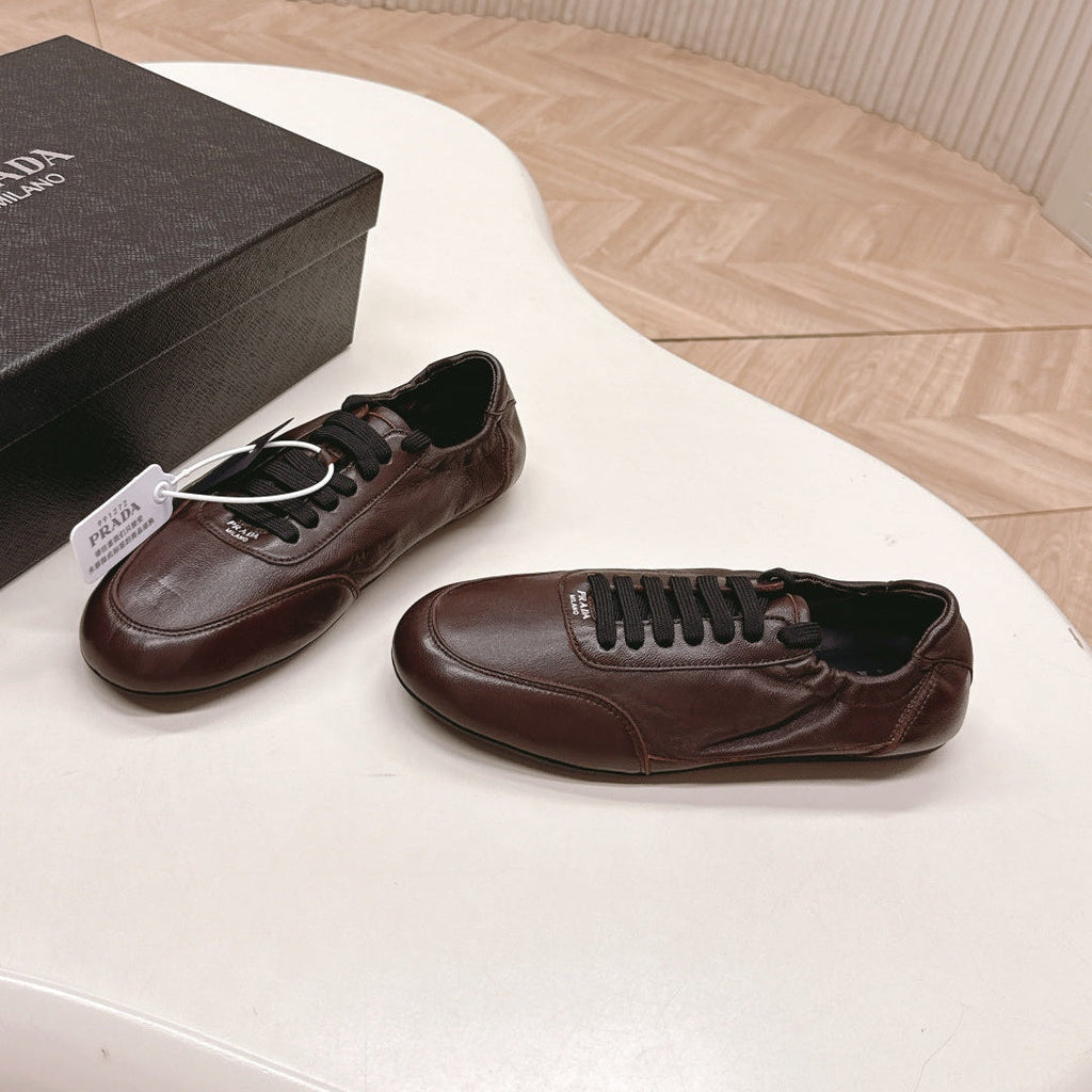P-Sneakers