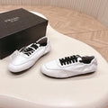 P-Sneakers