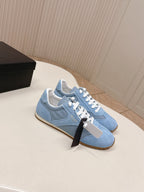P-Sneakers