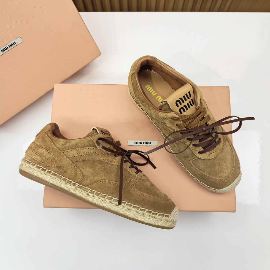 M-Sneakers