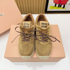 M-Sneakers