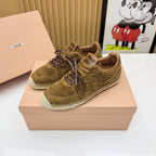 M-Sneakers