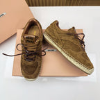 M-Sneakers