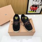M-Sneakers