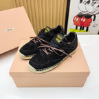 M-Sneakers
