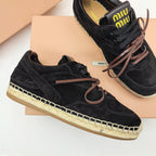 M-Sneakers