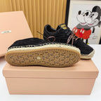 M-Sneakers