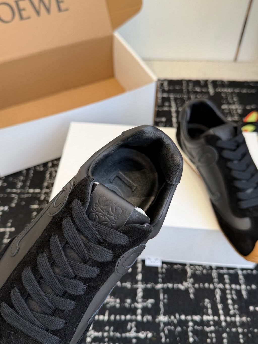 L2-Sneakers