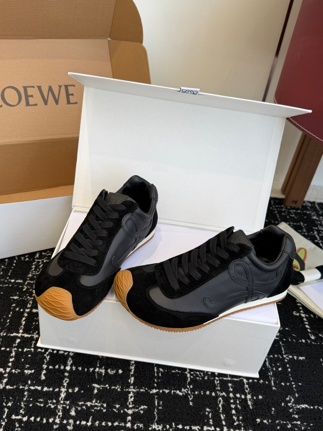 L2-Sneakers