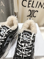 D-Sneakers