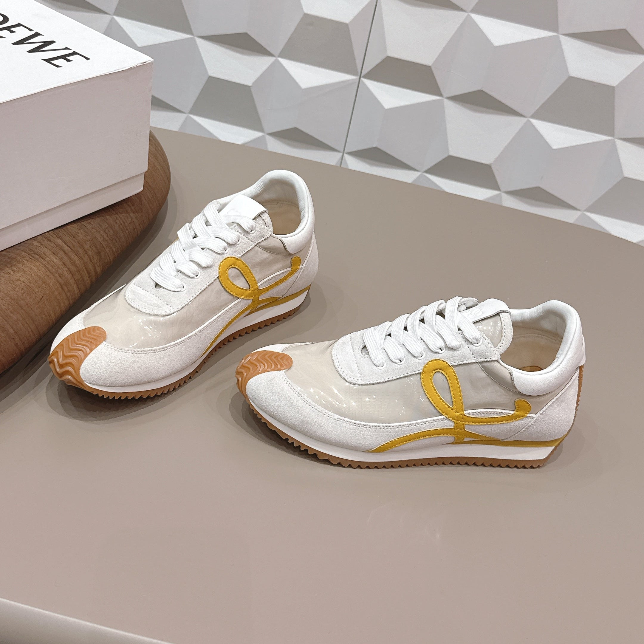 L2-Sneakers