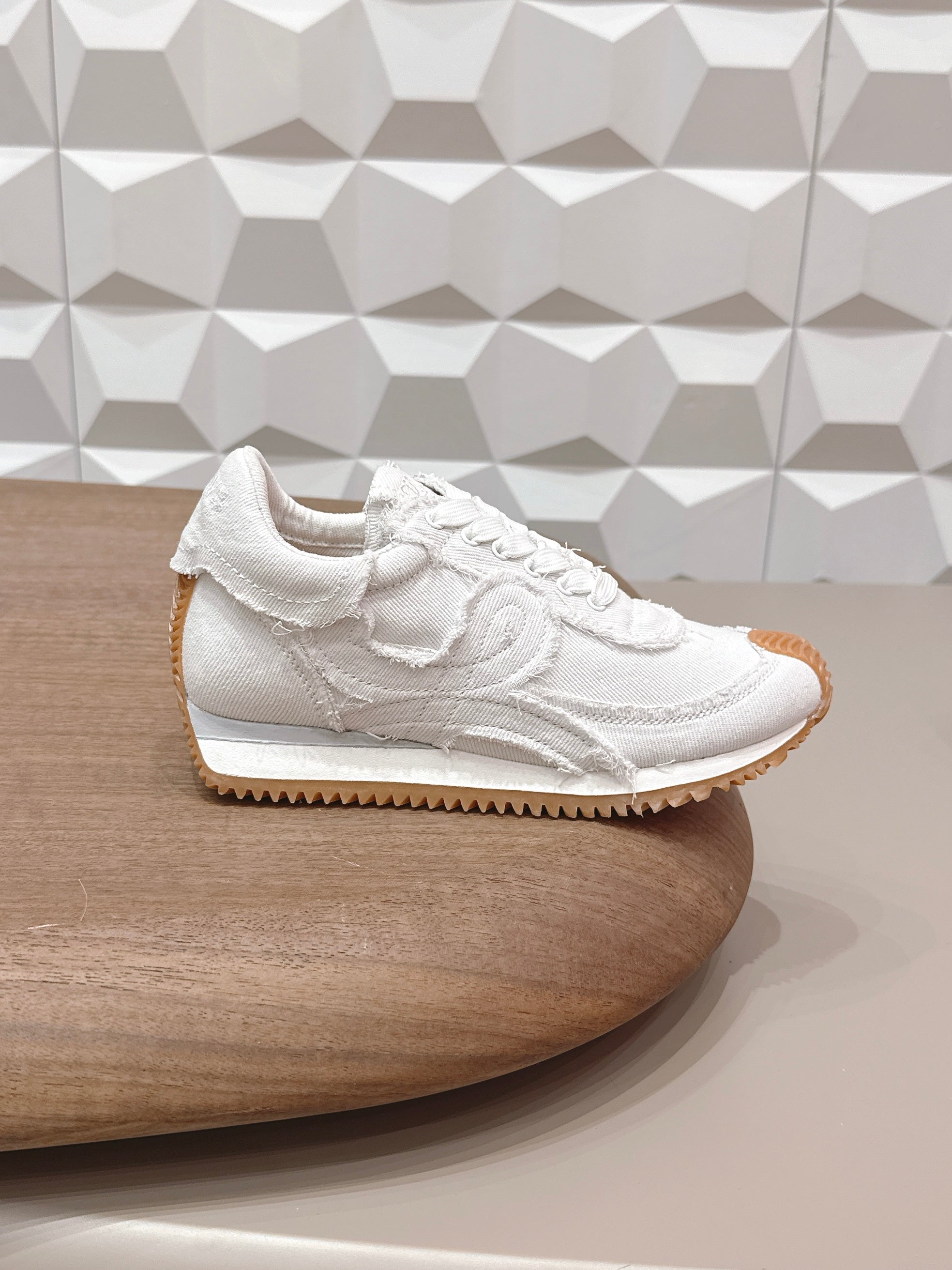 L2-Sneakers