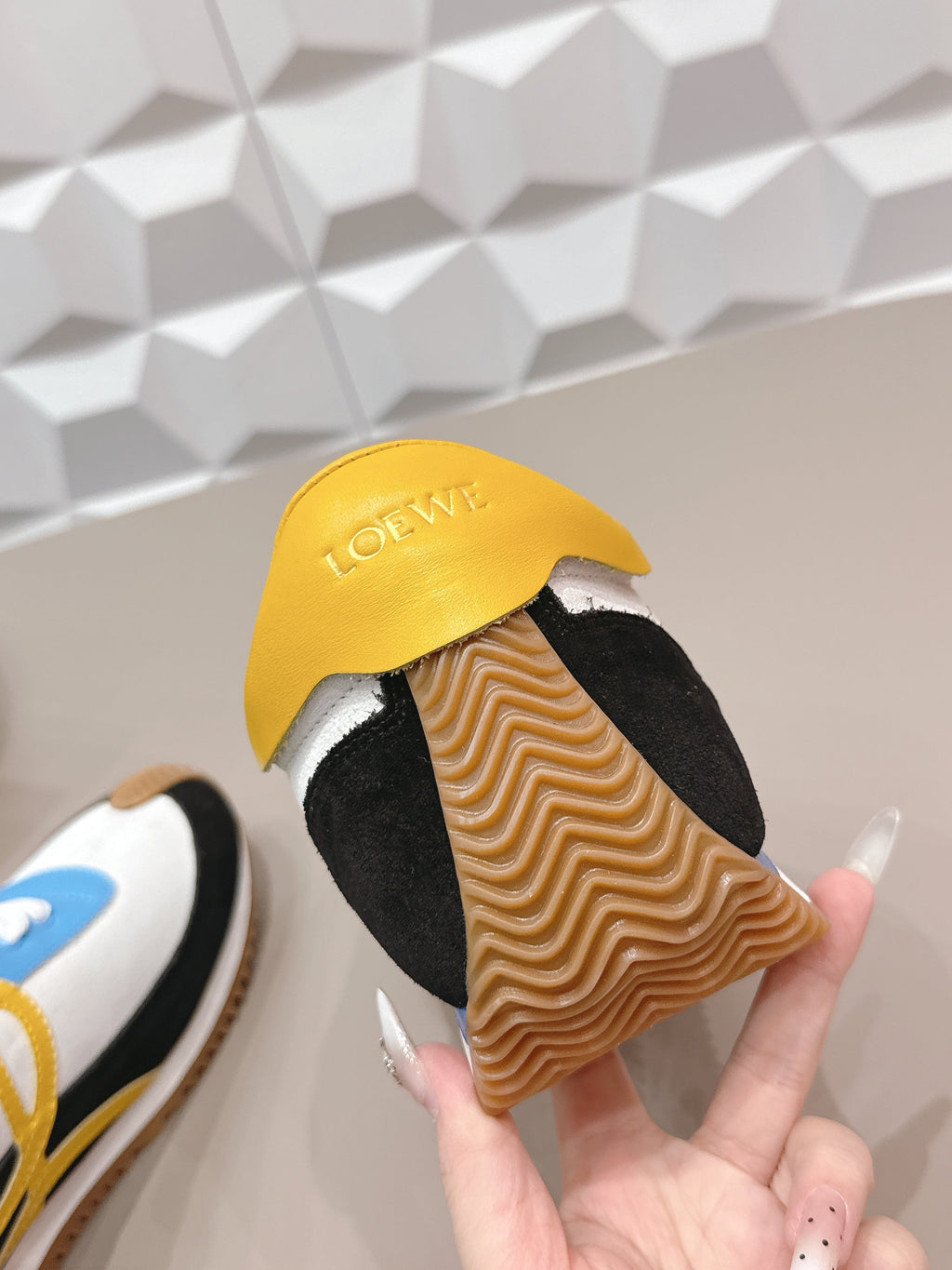 L2-Sneakers
