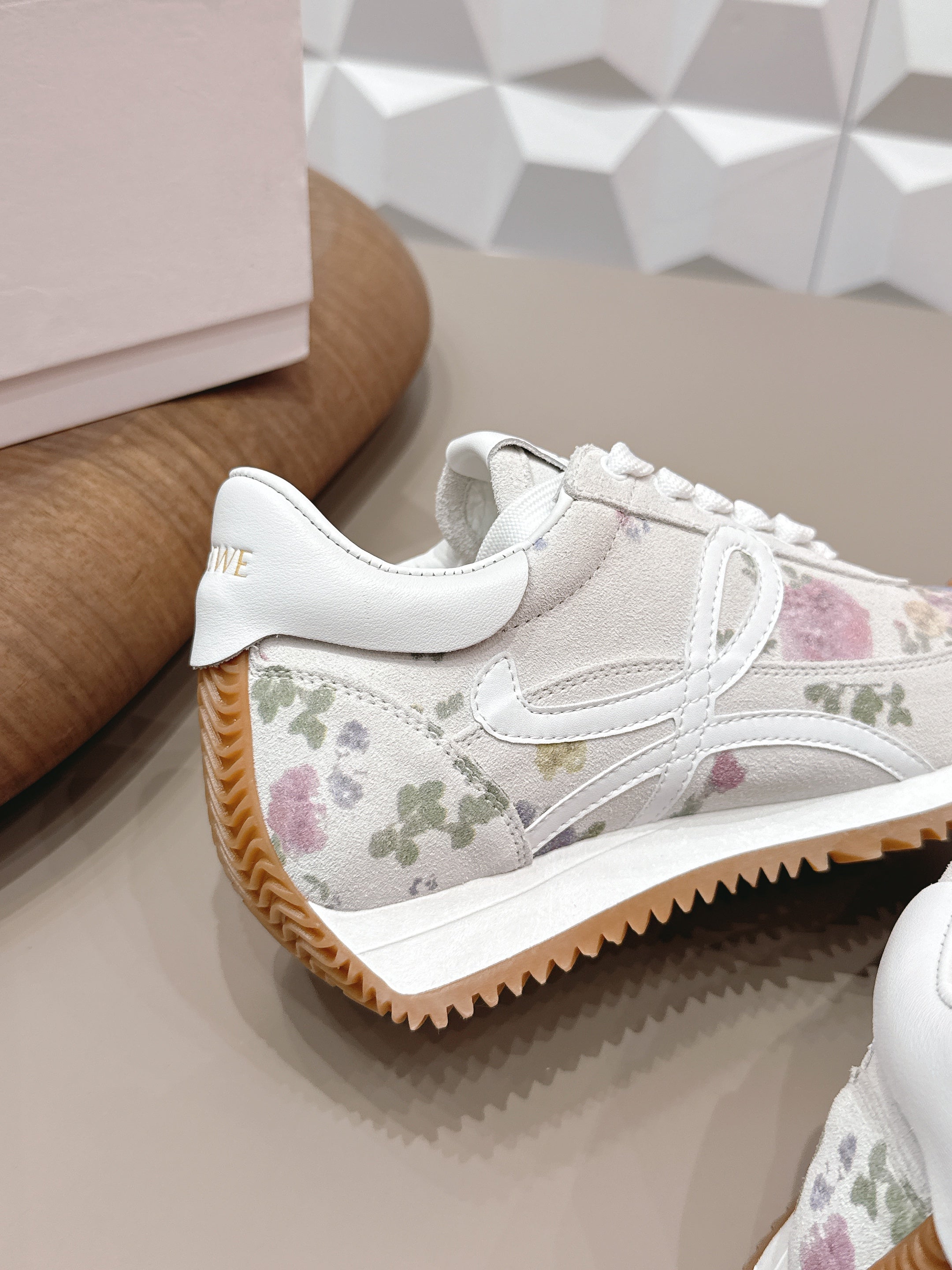 L2-Sneakers