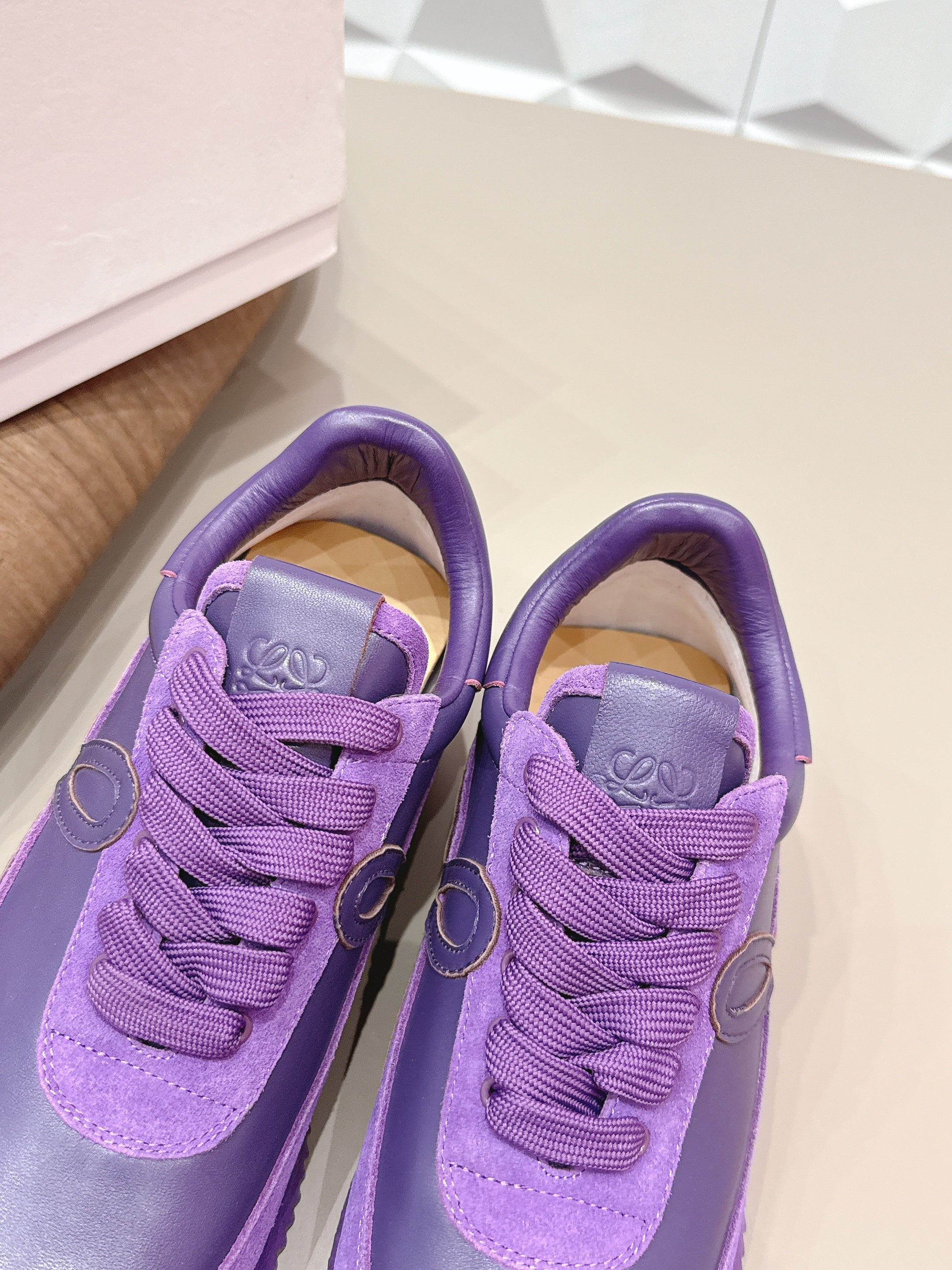 L2-Sneakers