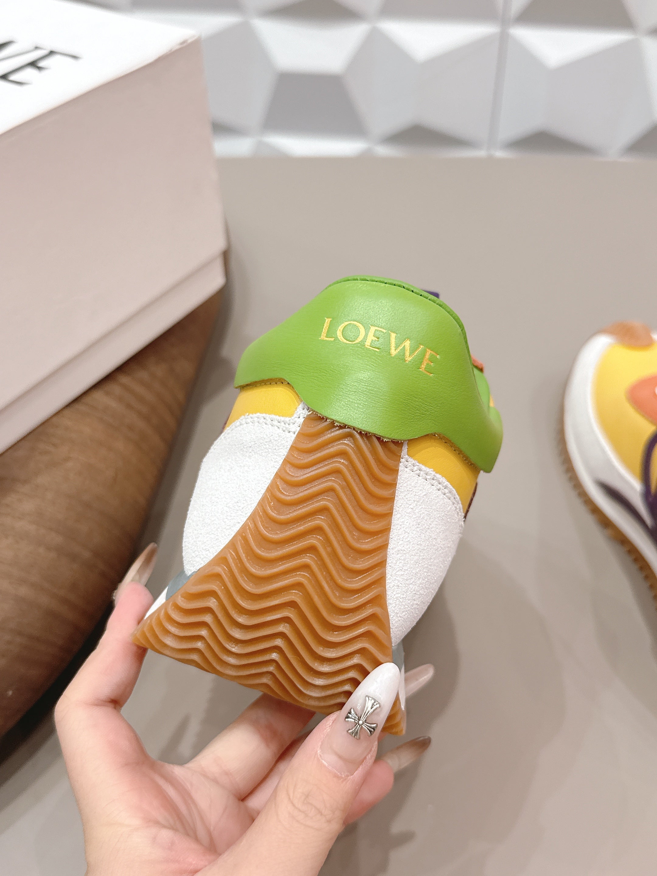 L2-Sneakers