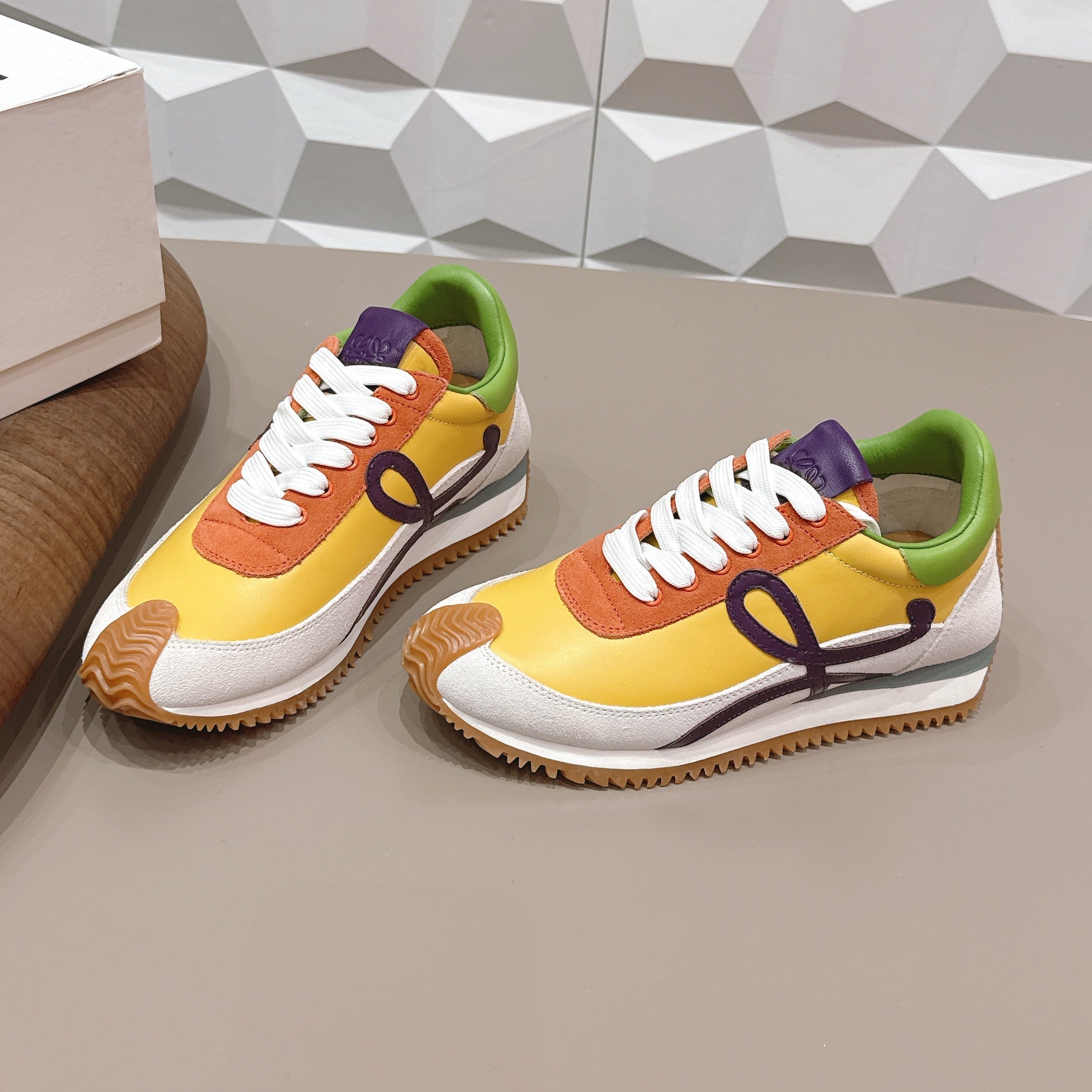 L2-Sneakers