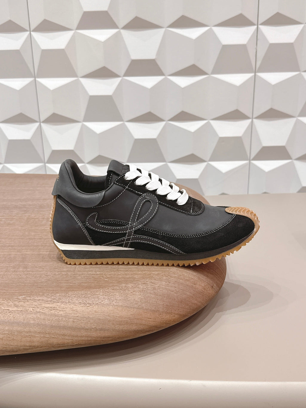 L2-Sneakers