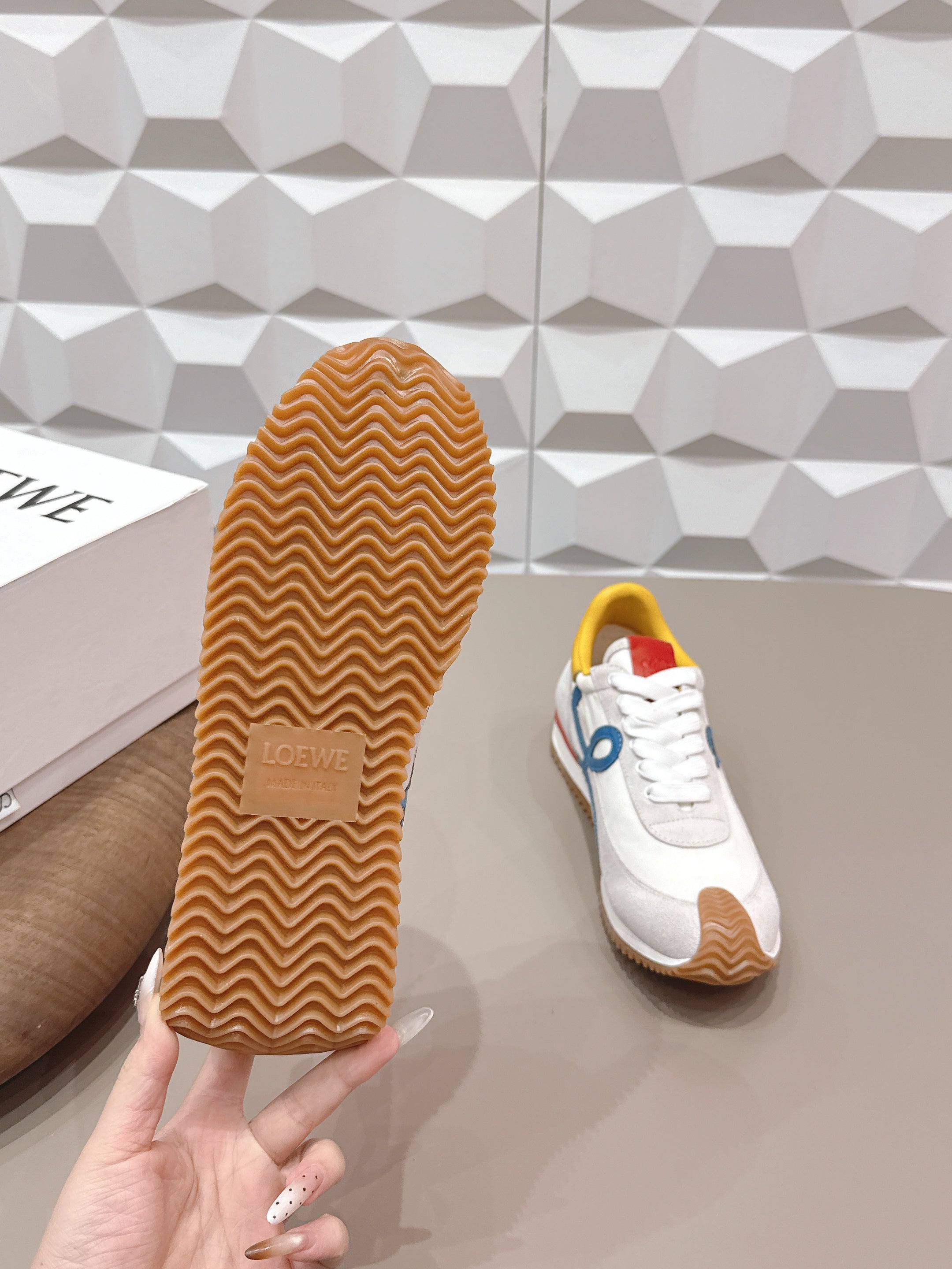 L2-Sneakers