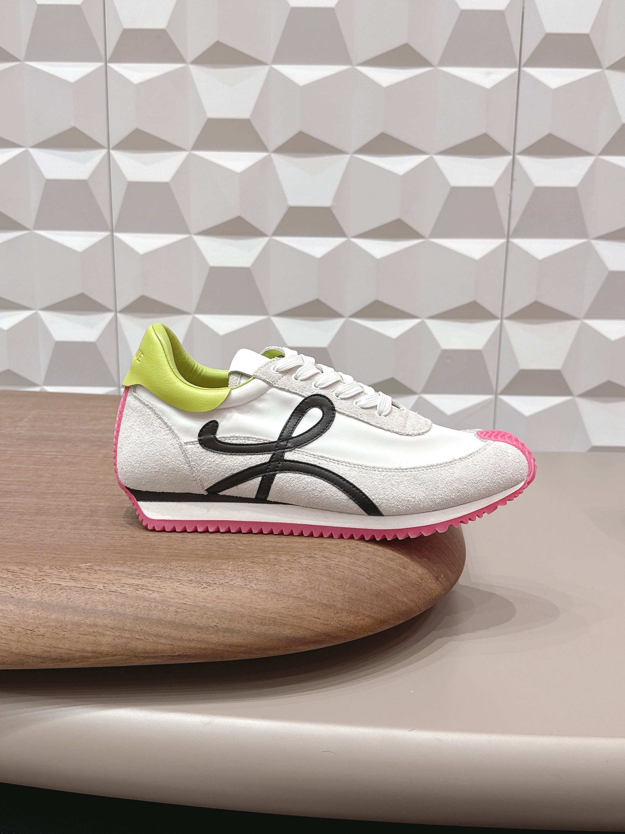L2-Sneakers