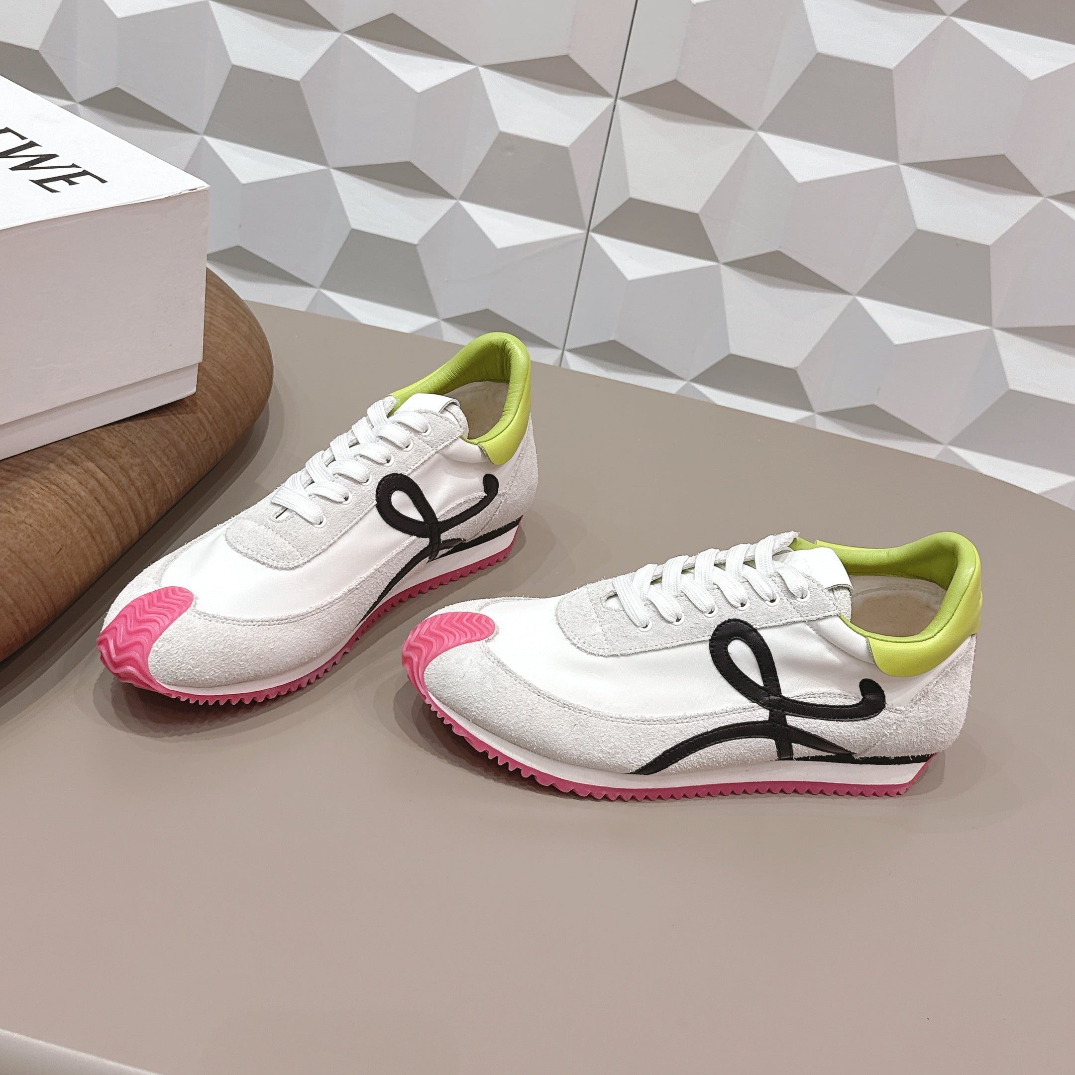 L2-Sneakers