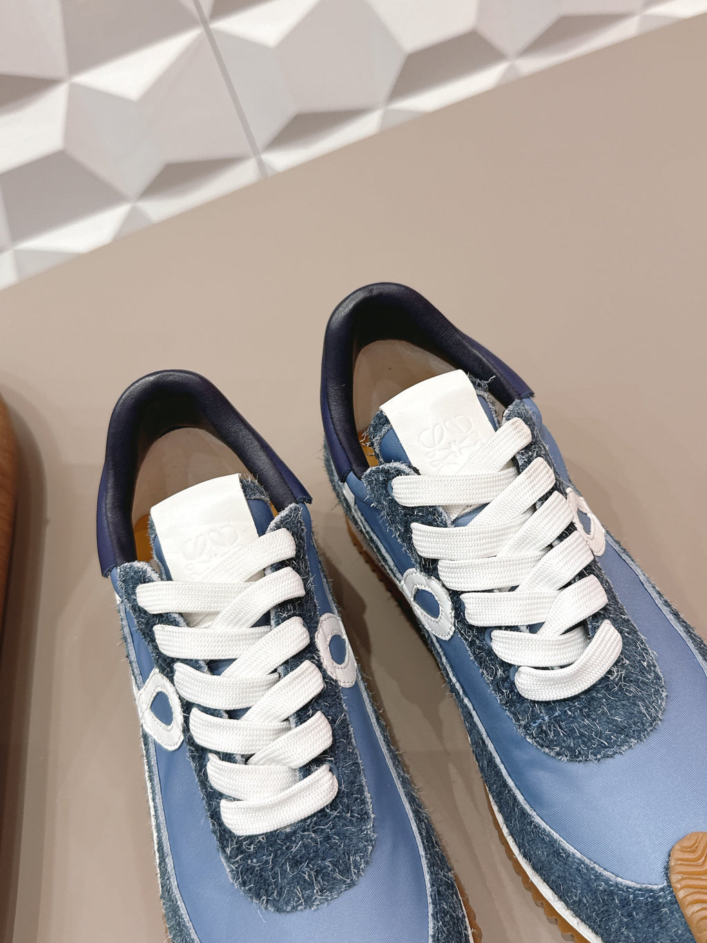 L2-Sneakers