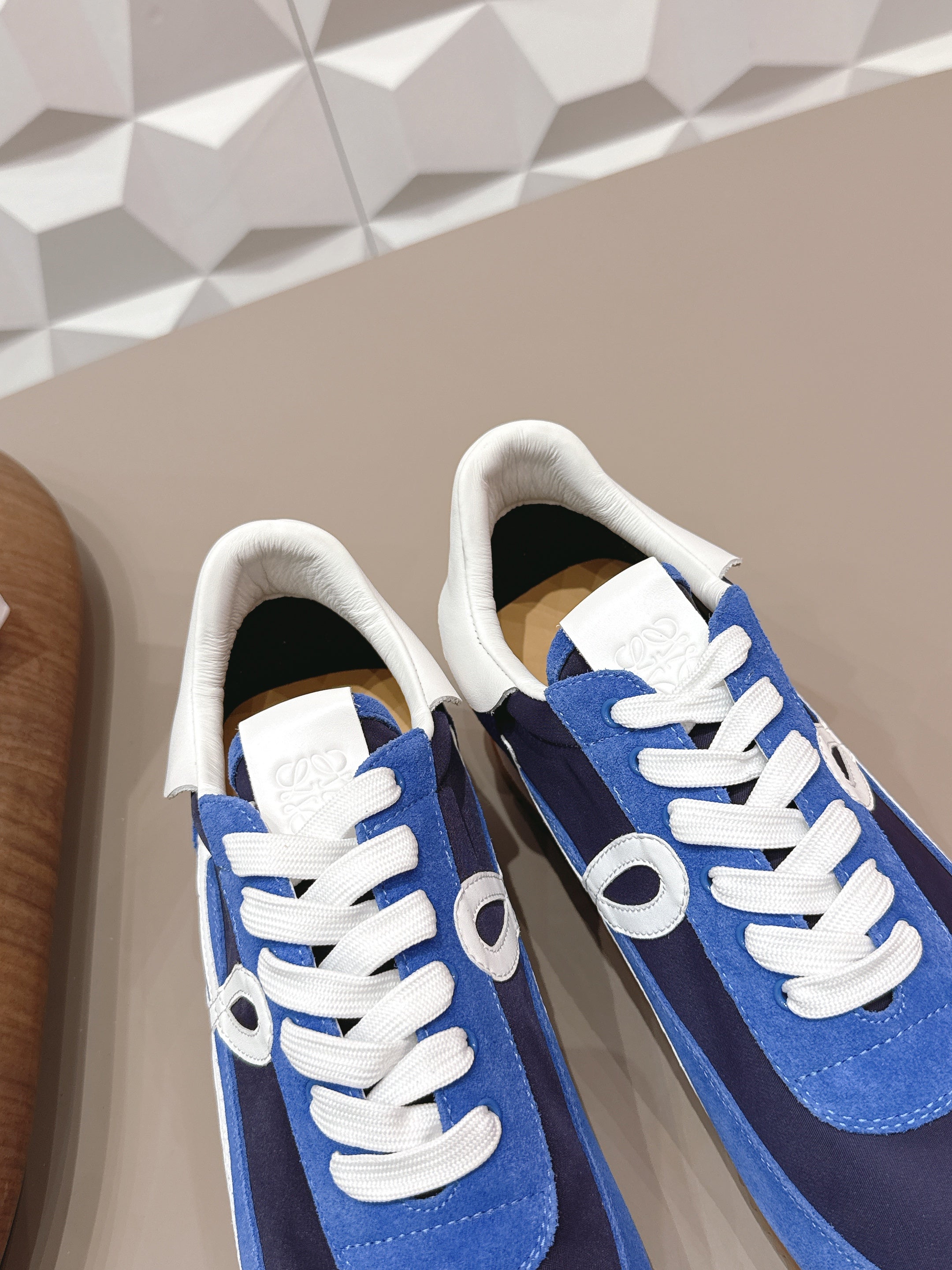L2-Sneakers