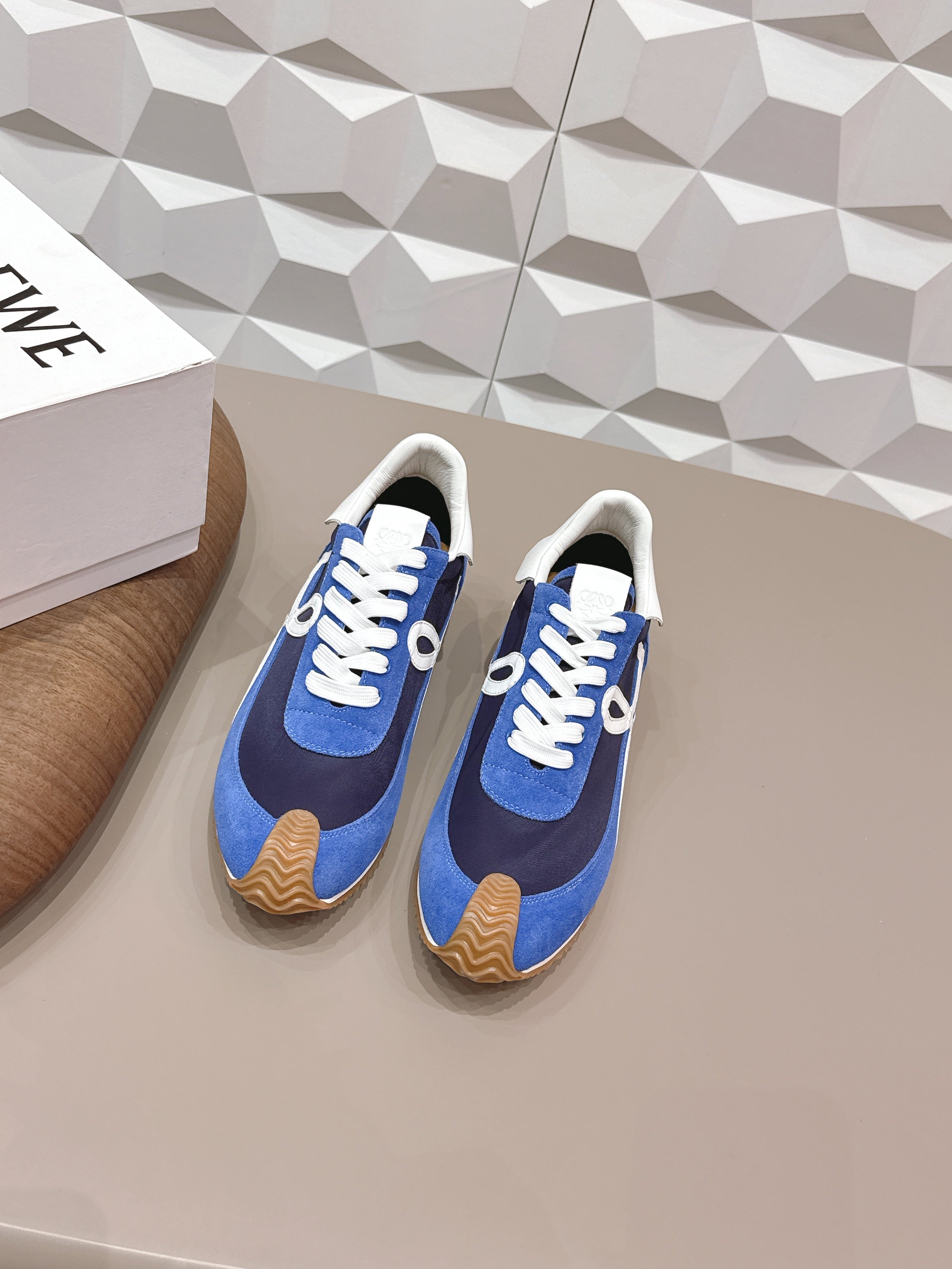 L2-Sneakers